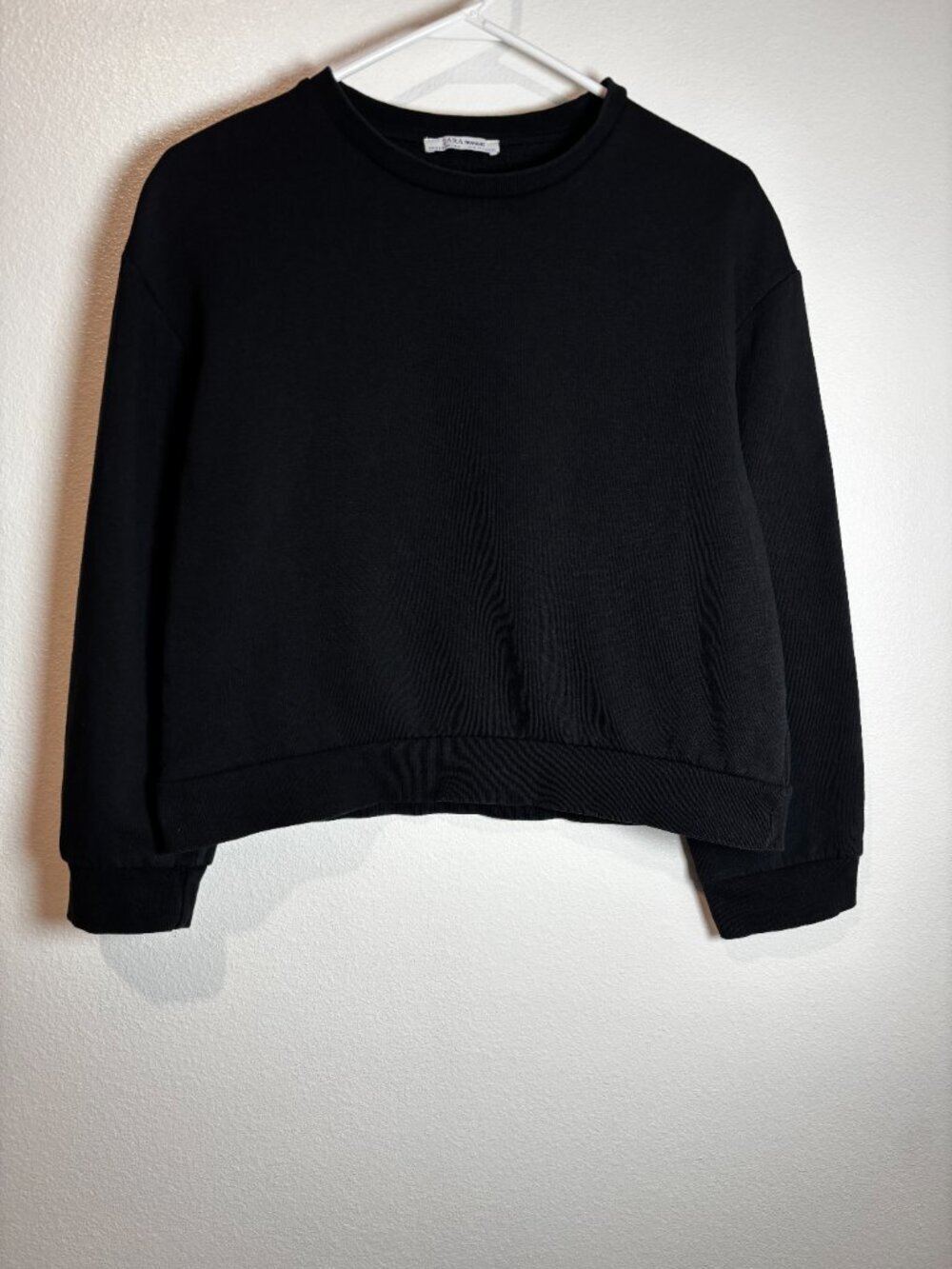 Zara Black Crop Sweater – Size M (Casual Style / Crop Top) - Picture 3 of 3